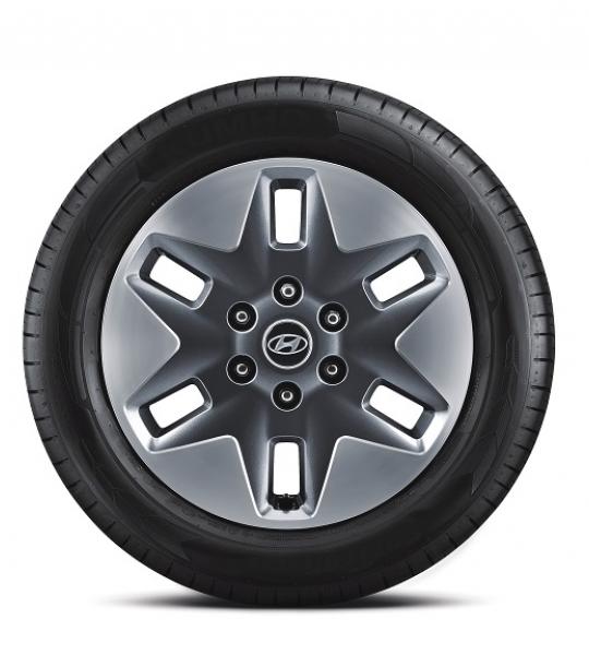 <h4>Alloy Wheels </h4>

<p>Depending on the version, the Staria comes with 17 inch or 18 inch alloy wheels.</p>
