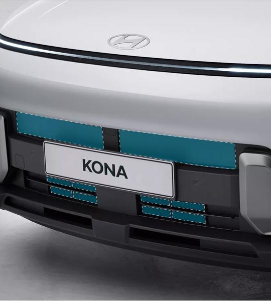 <h4>Active air flaps.</h4>

<div>To improve aerodynamic performance, KONA Hybrid uses upper and lower active air flaps and KONA has an upper active air flap – This also lends an EV-like appearance to both while improving efficiency.</div>
